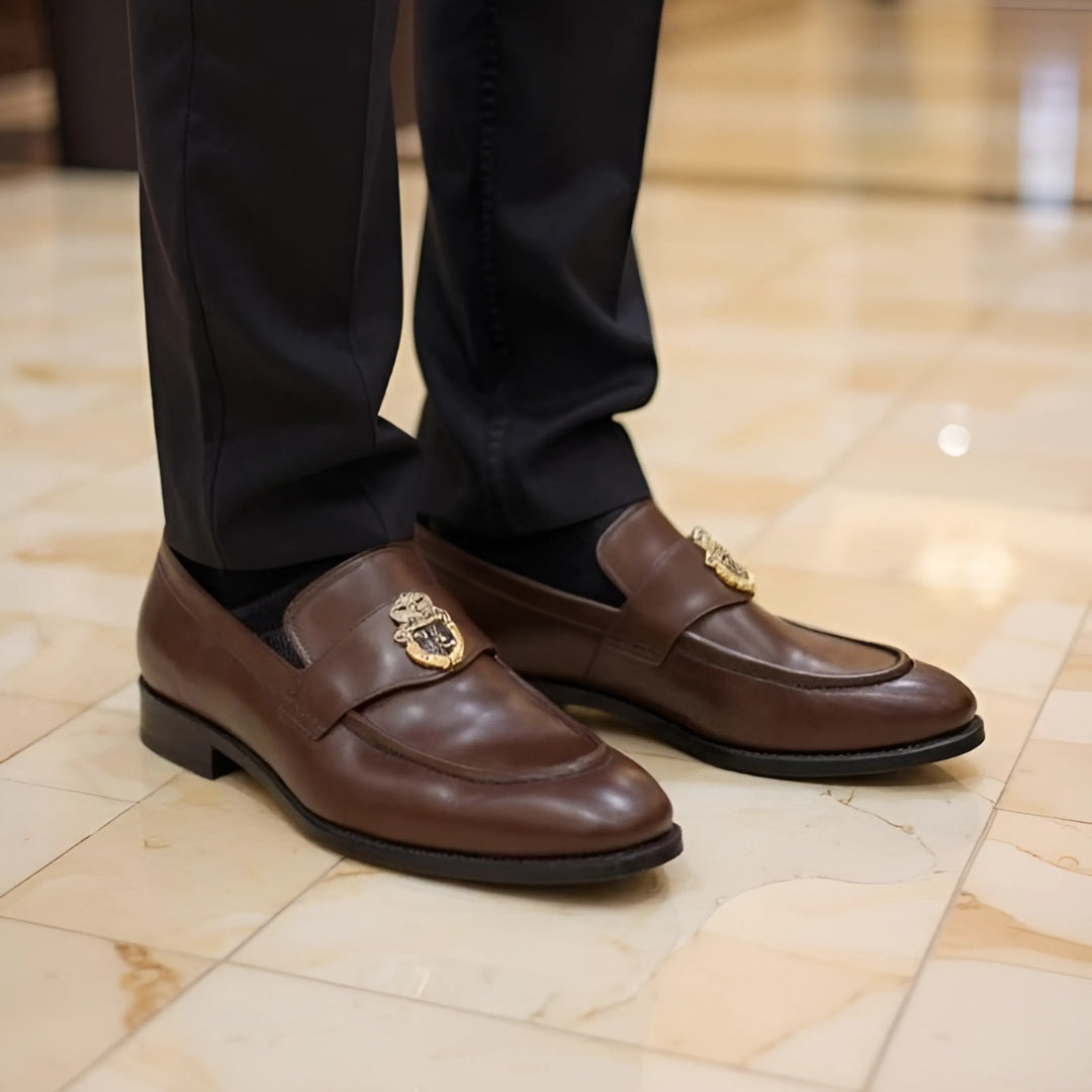 Nalain Trading Men’s Brown Luxury Leather Loafers – Elegant Slip-On Dress Shoes with Gold Crest Emblem for Formal & Casual Wear